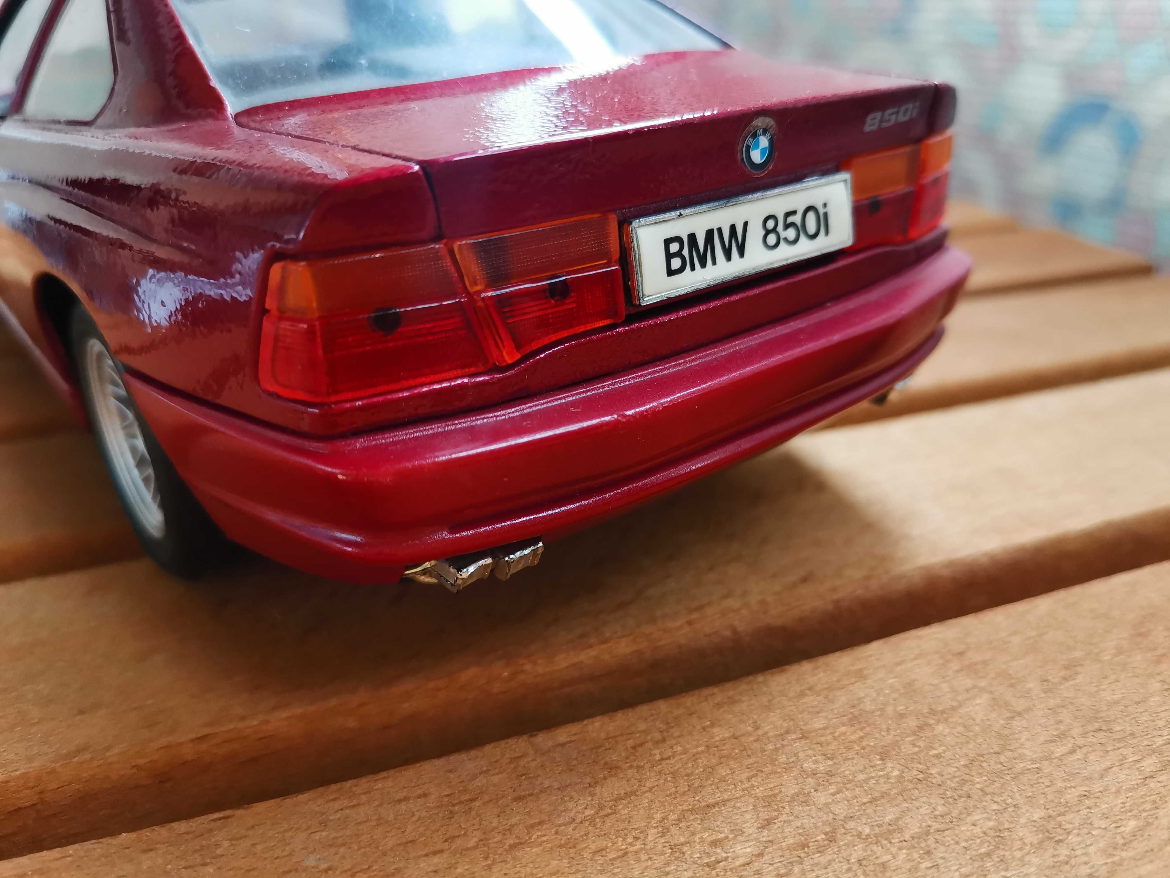 BMW E31 1:18 Maisto