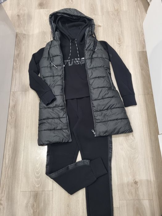 Спортен сет Guess