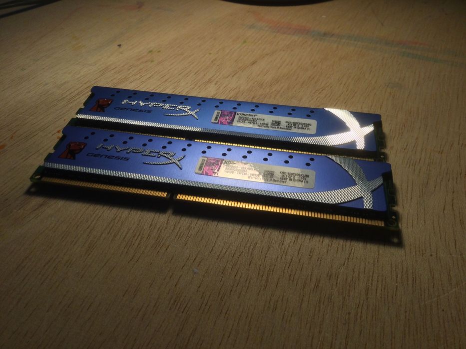 Set Memorii RAM Kingston HyperX DDR3 Dual Channel 4Gb x 2