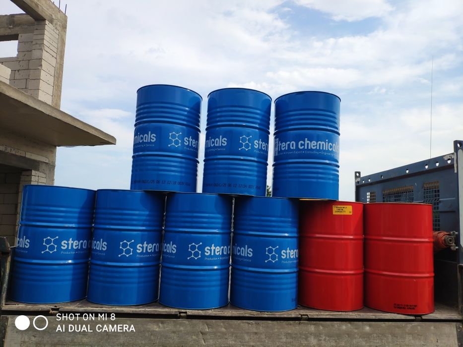 Cu bușon butoaie tabla , butoaie plastic Teflon transport contra cost