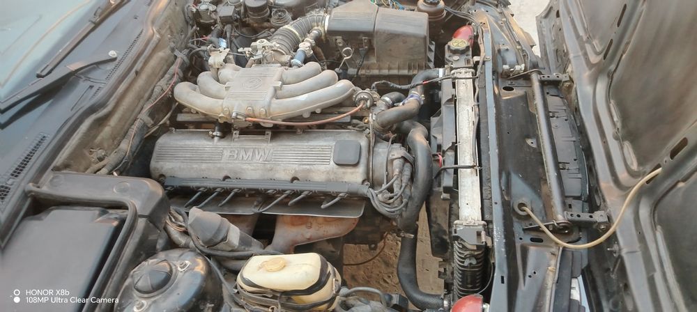 BMW. E34 siro'chniy