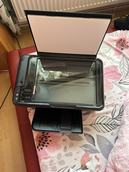 Imprimantă HP color, alb-negru si xerox