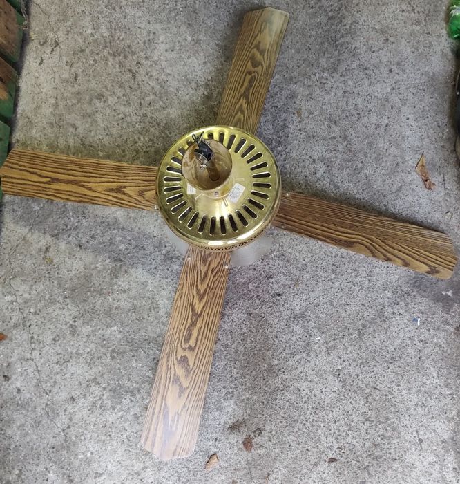 Полилей с вентилатор