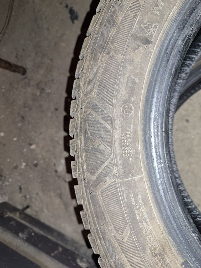 Зимни гуми 185x65x15 goodyear ultragrip 9 plus