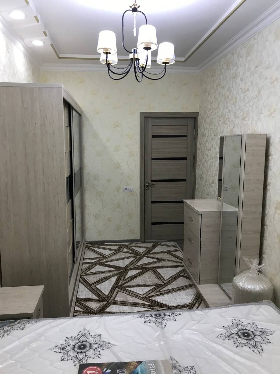 Ijara Yunusobod 8kv 2/3/4  500$
