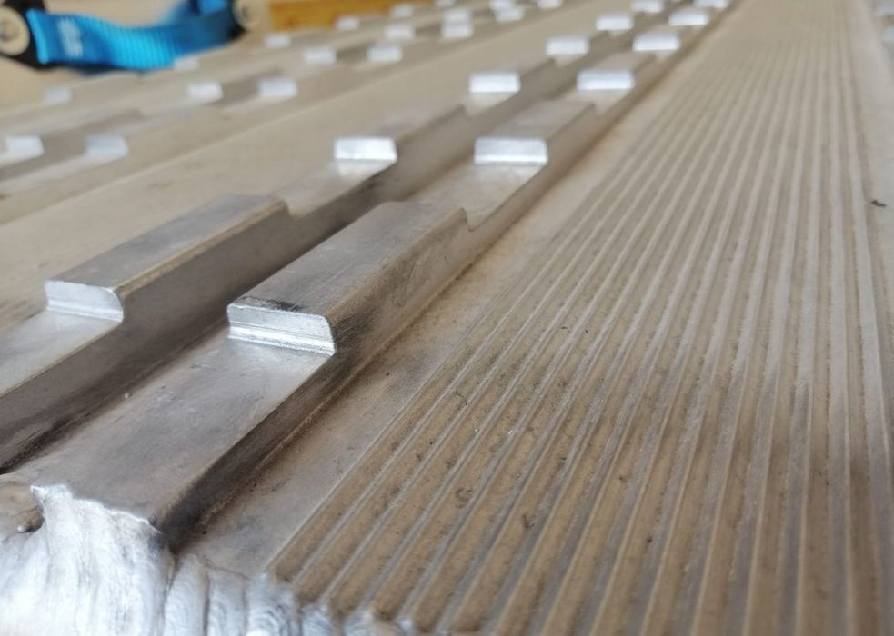 Rampa aluminiu pentru trailer 2.5 metri / 21000 kg