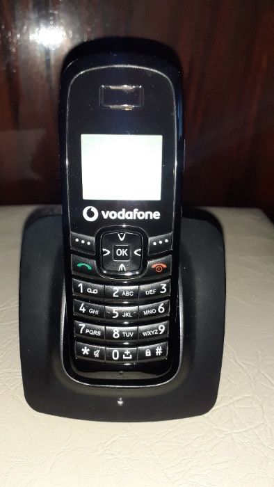 telefon fara fir Vodafone, cu suport