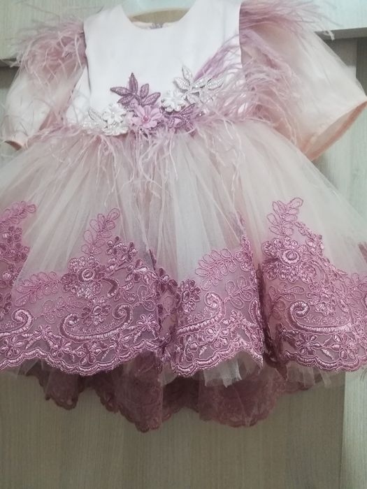 Rochiță + chiloței + bentiță + papucei  botez