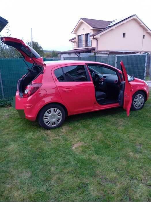 Opel corsa red edition