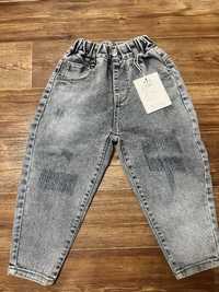 Продам детский джинсы