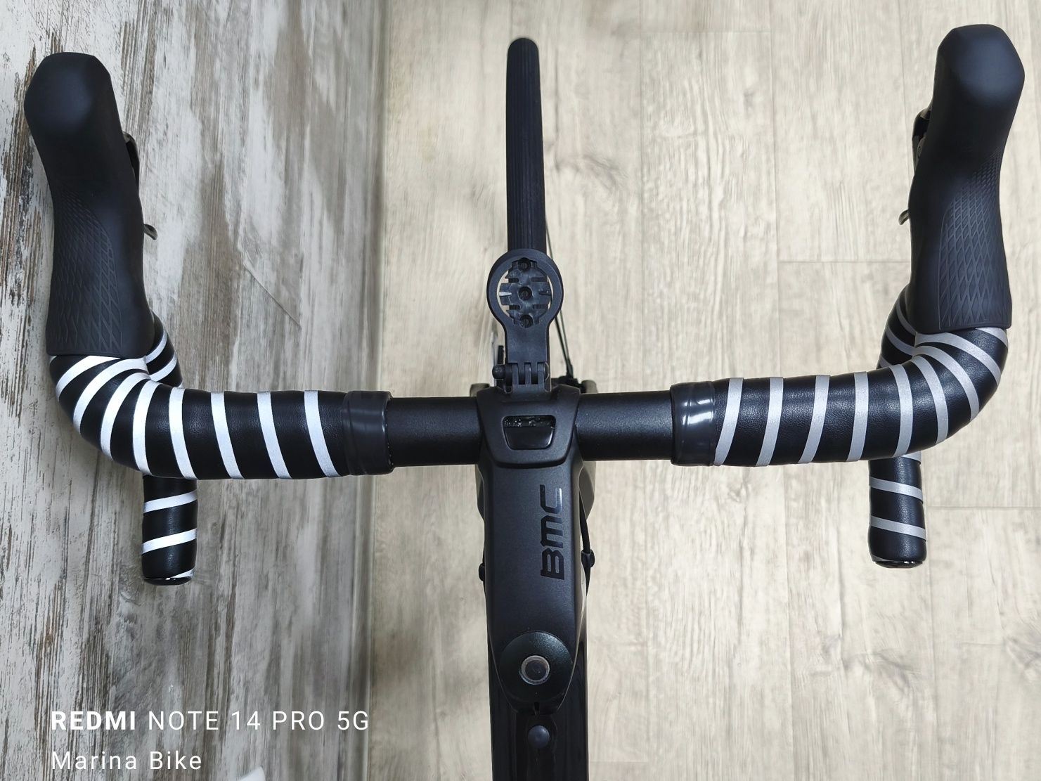 Карбонов шосеен велосипед BMC Roadmachine 01 Ultegra Disc Fulcrum Zero