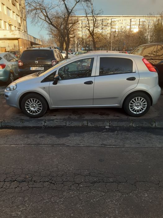 Vând/schimb Fiat Punto 2018
