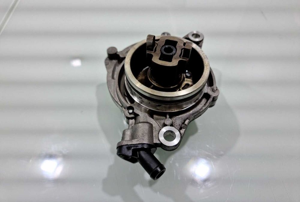 Pompa Vaccum Bmw e60 e61 e46 e53 e83 e65 euro 4 7795142