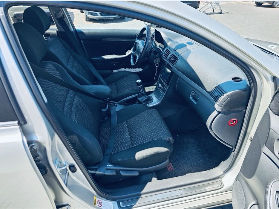 Toyota Avensis 2.2 diesel