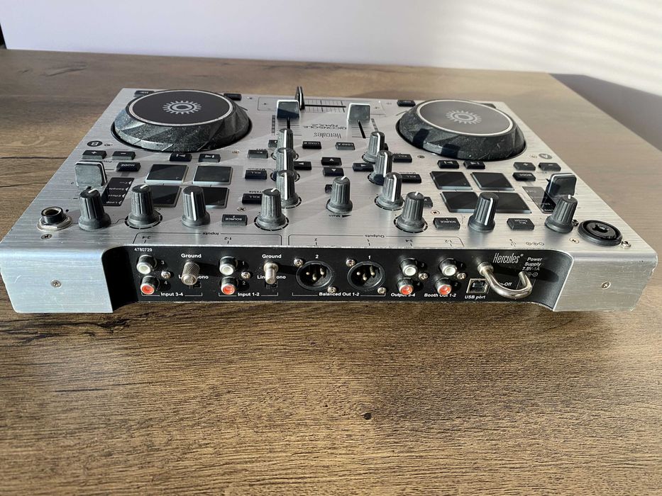 Hercules DJ DJConsole RMX 2