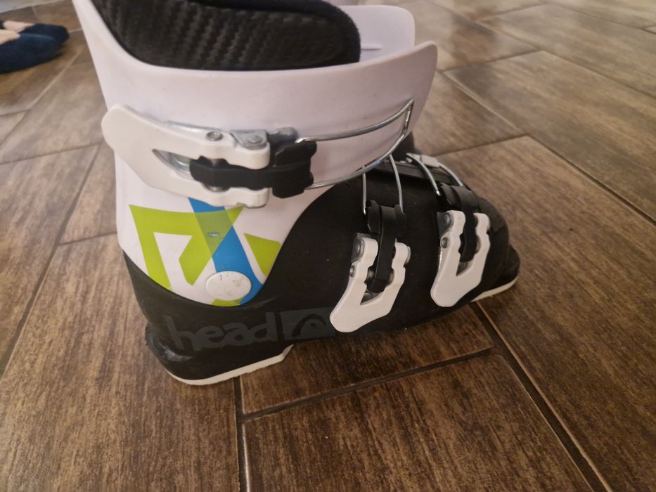 Vând clapari 19- 19.5