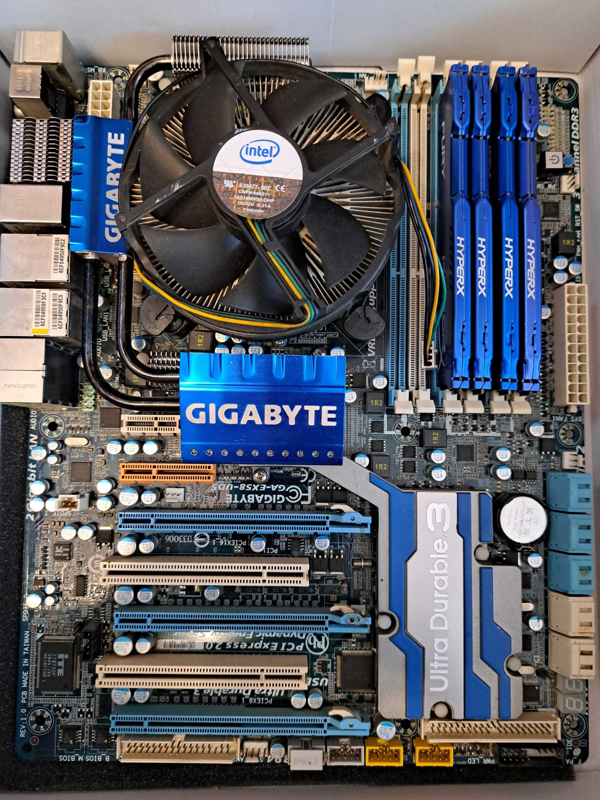Дънна платка EX58-UD5 Socket1366 ATX, процесор I7 920 и RAM 16GB