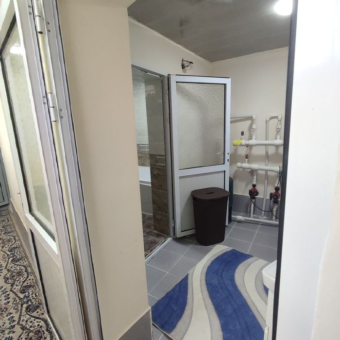 Срочна уй сотилади Нурафшон сентирида