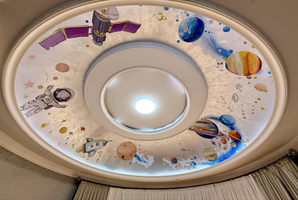 Роспись стен, рассом, художник,  рельеф, барельеф.