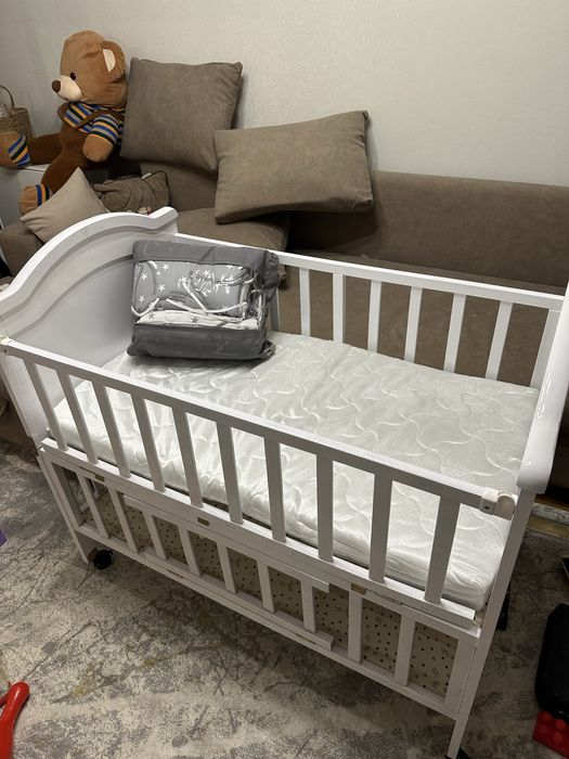 Детский манеж в отличном состоянии. Страна производства Россия.