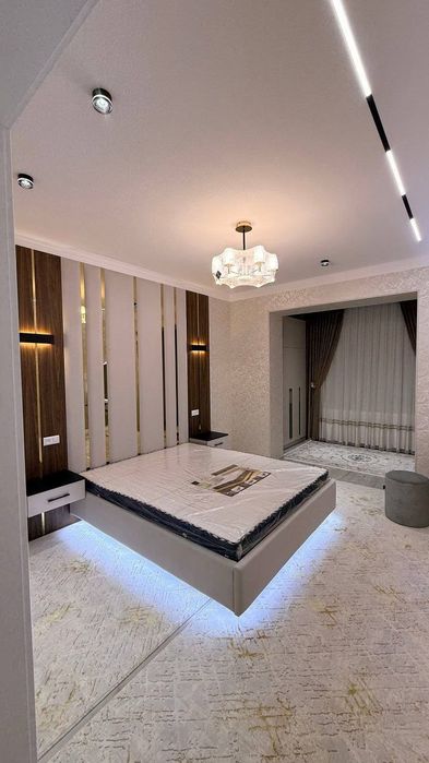 Uchtepa xokimyat yonida Amaliy fanlar bilan yonma yon