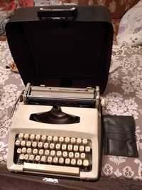 Пишеща машина запазена
