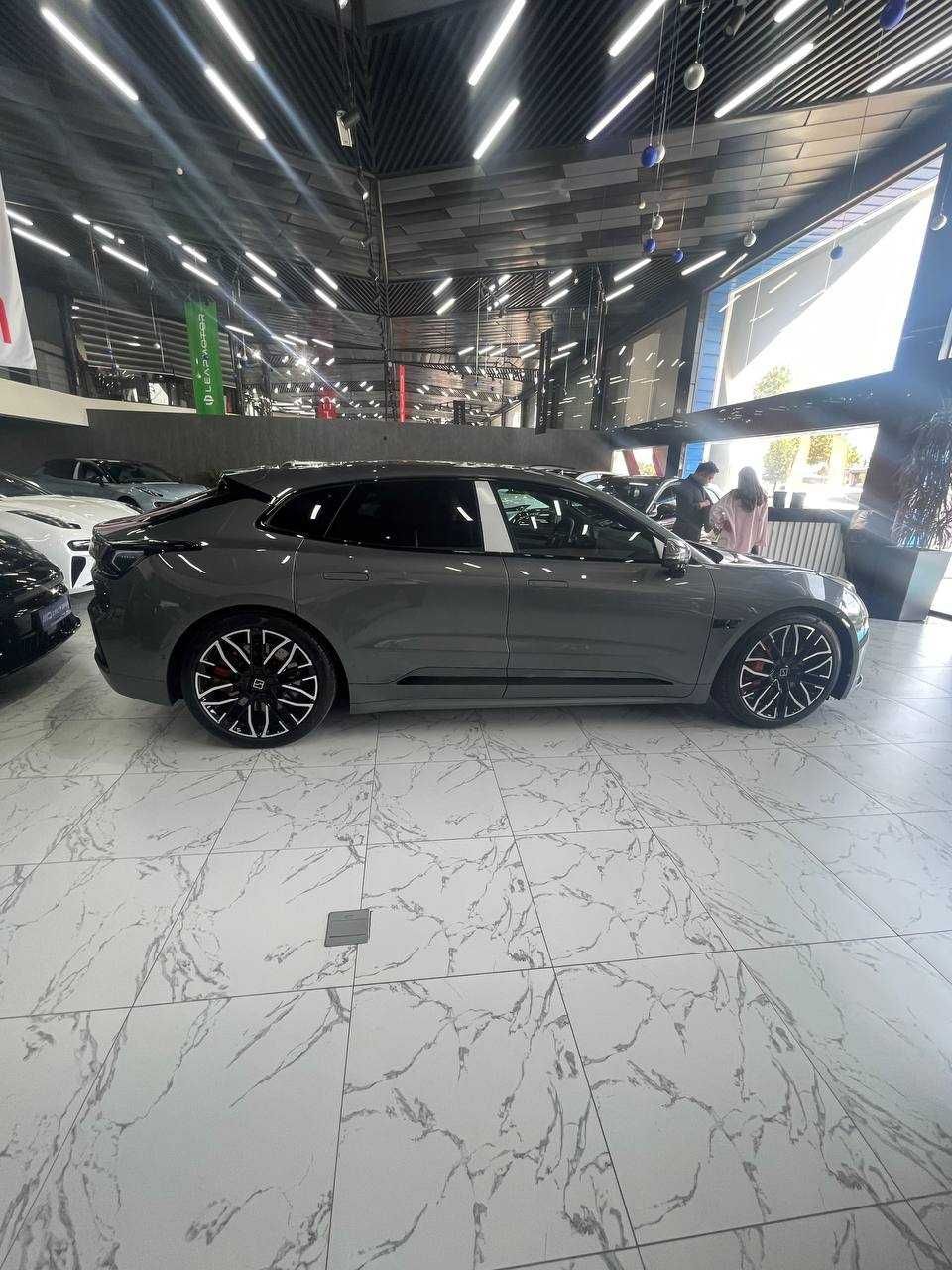 zeekr 001 z sport