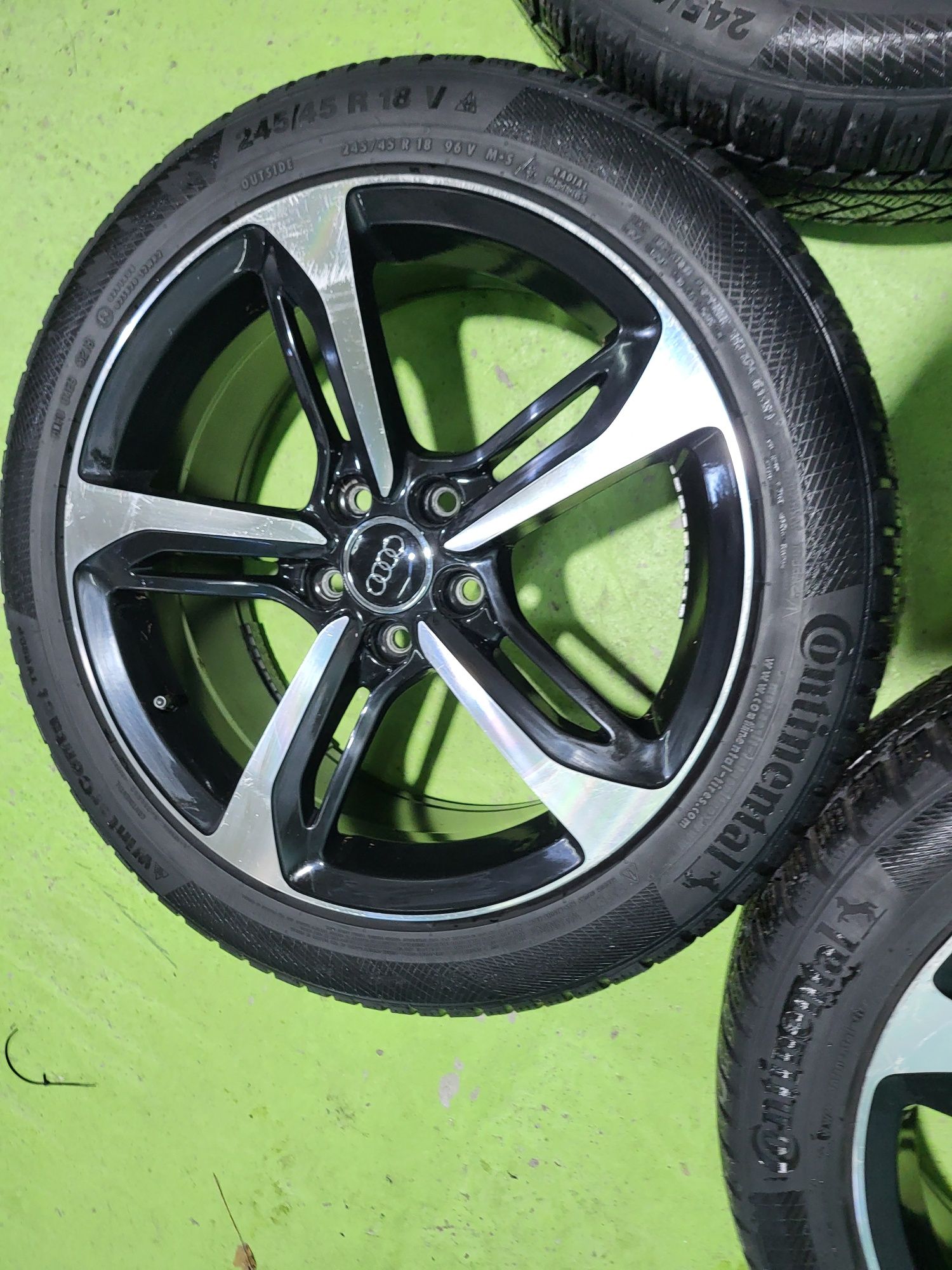 18 5x112 Audi A4 A6 Vw Passat Touran Caddy Skoda 5х112