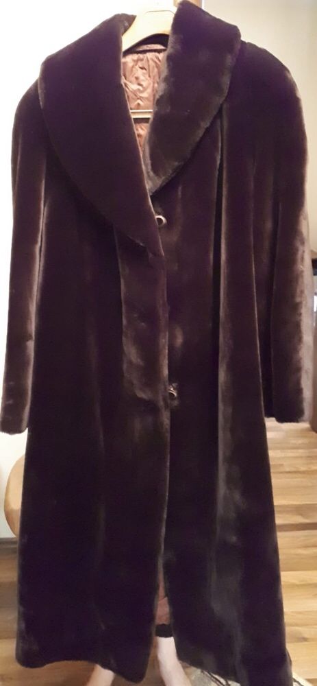 Haina blana, culoare maro, made to measure, preț minim!!!