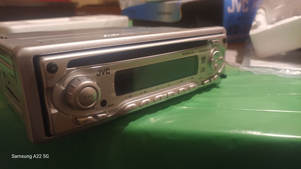 Casetofon auto/anvelope iarna 205/55/16 i