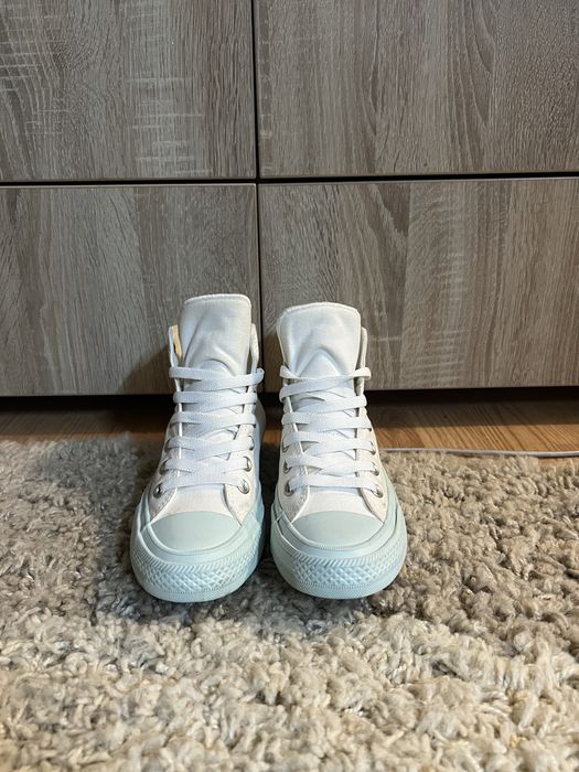 Converse with lunarlon