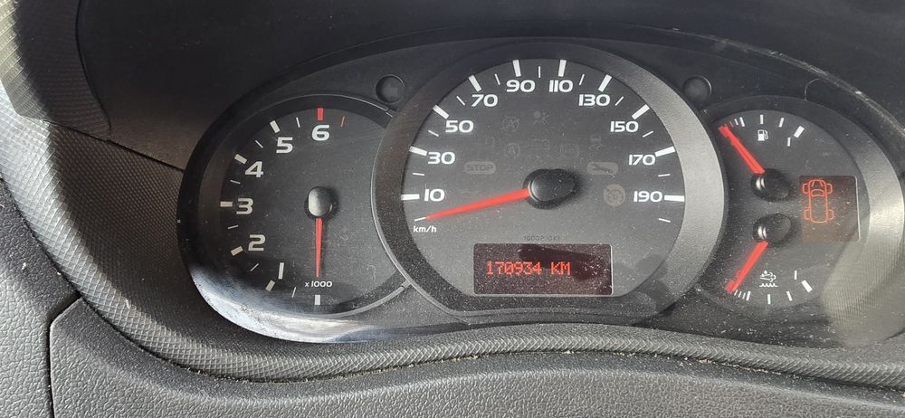 Vând Renault Master 2.3 DCI