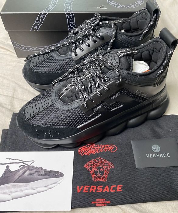 Versace chain reaction