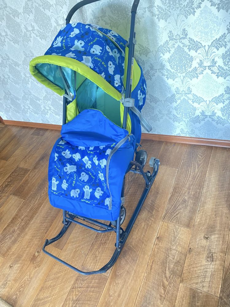 Продам санки коляску