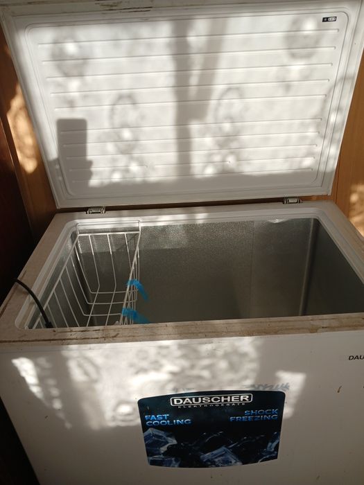 Продам морозилку