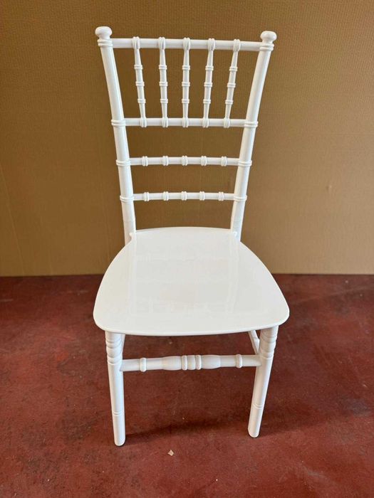 Vând scaune si mese  originalele Tiffany