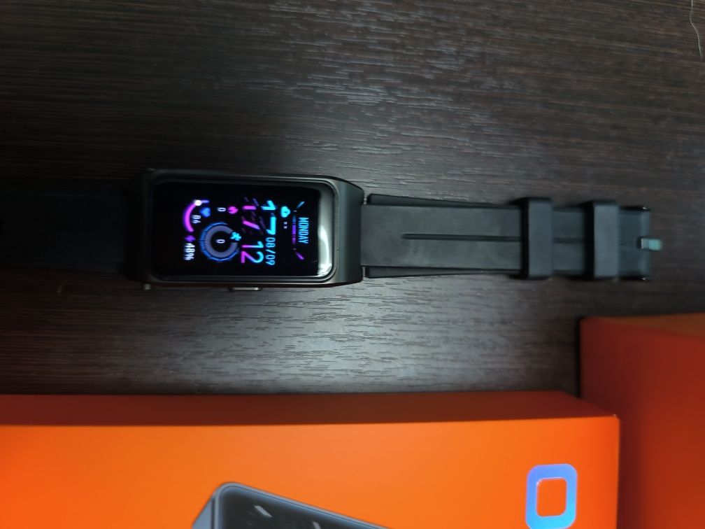 Телефон Oukitel wp 300