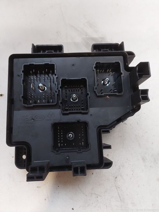 Panou sigurante HYUNDAI SANTA FE II (CM) [ 2005 - 2012 ] OEM 919502b100