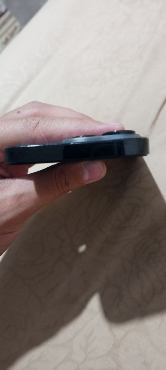 iPhone 14 pro sotilad