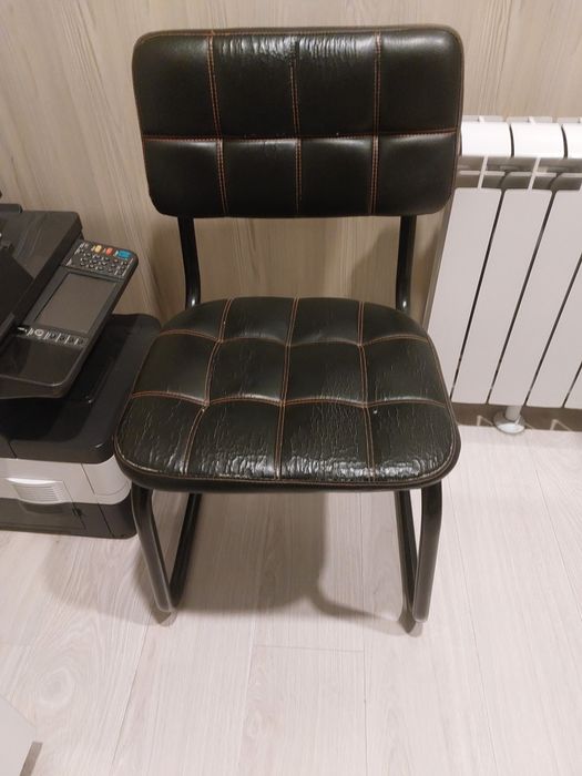 Стул- кресло для рабочего стола