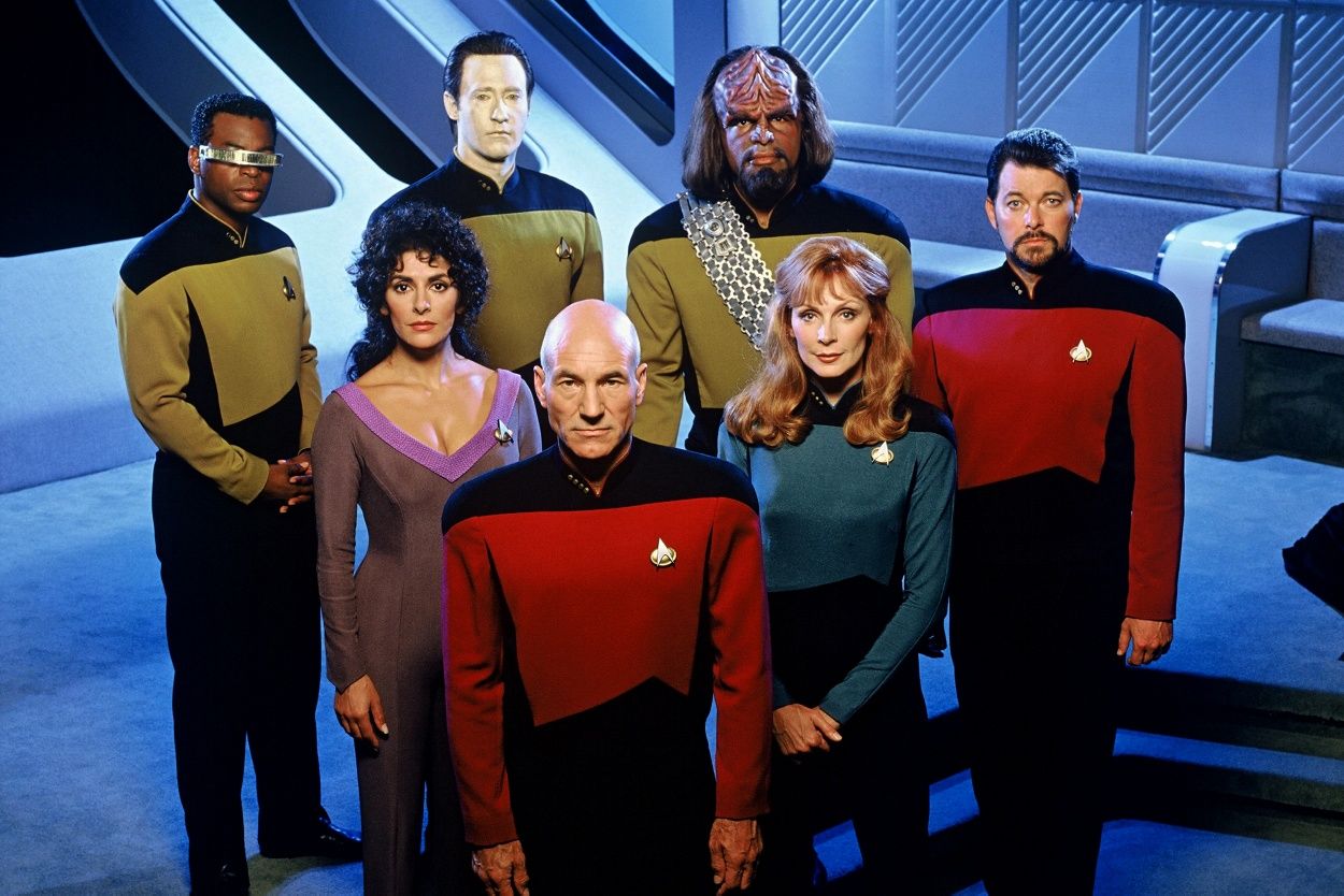 STAR TREK-The Next Generation (serialul complet)