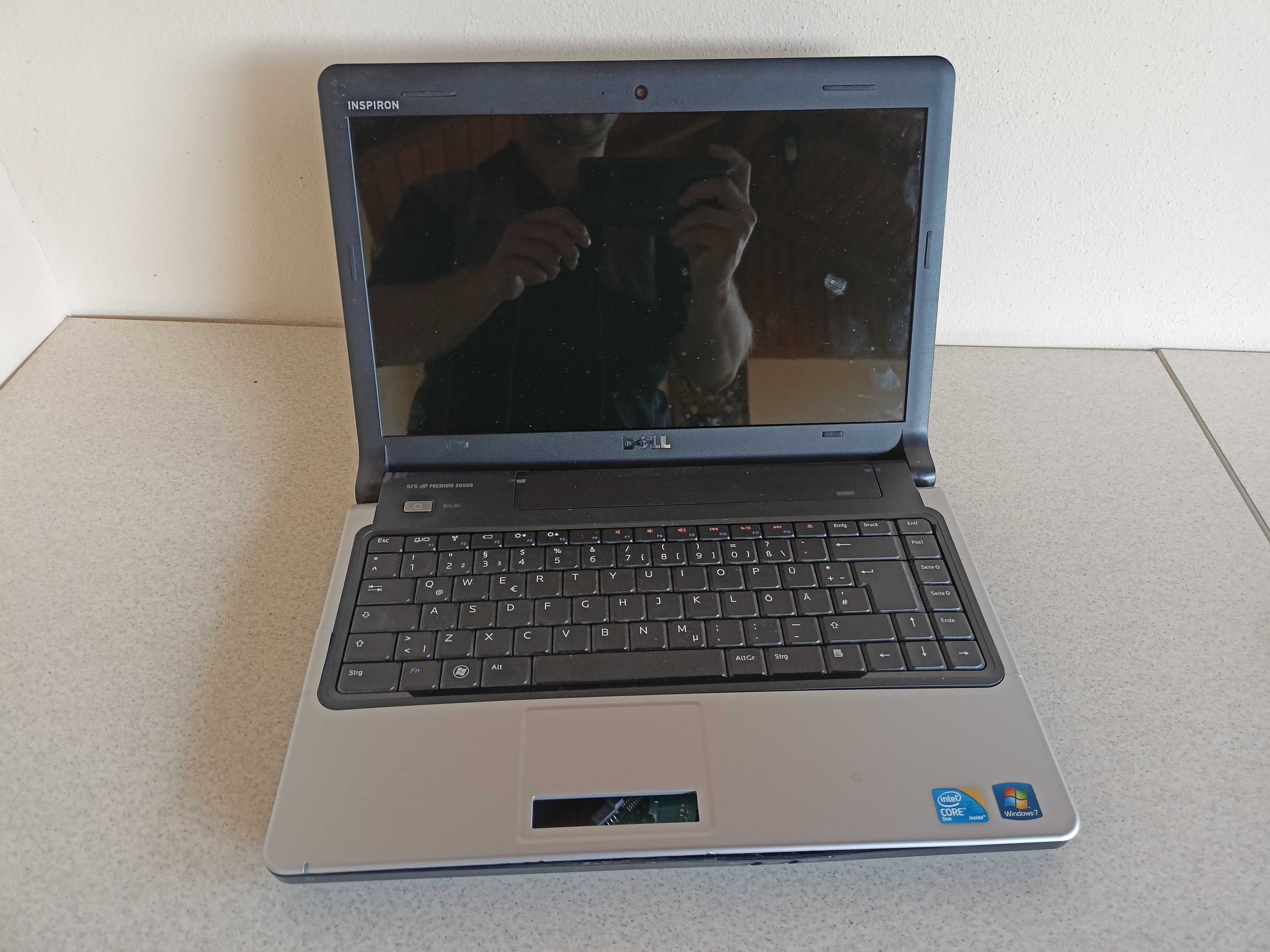 Dezmembrez Dell Inspiron 1470 - Pret F Mic