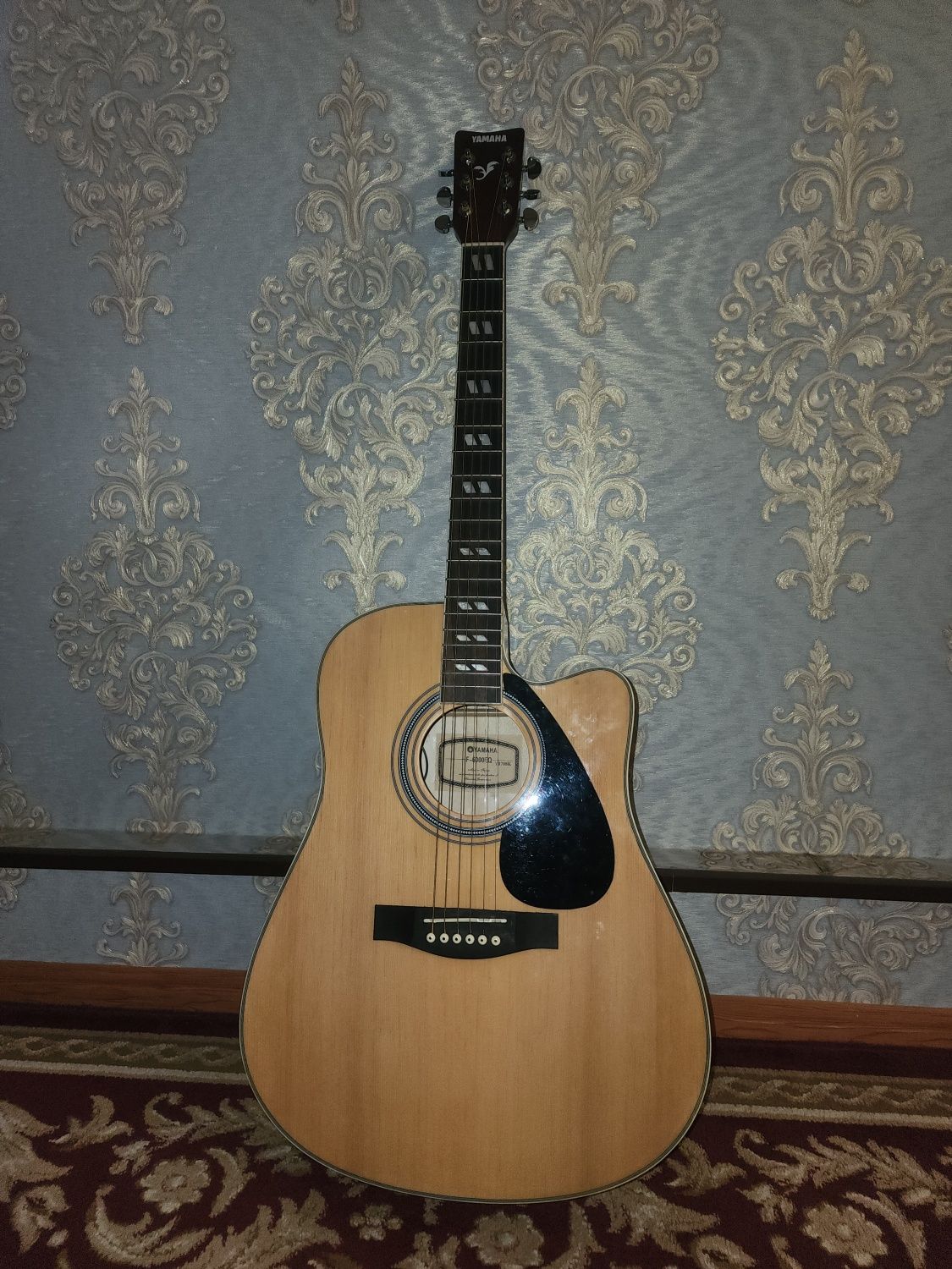 YAMAHA f-6000EQ.