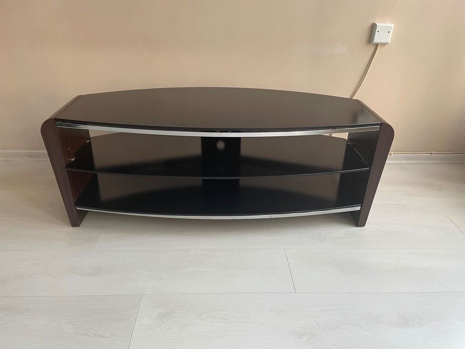 Луксозна Hi-Fi и ТВ маса поставка за телевизор и аудио техника