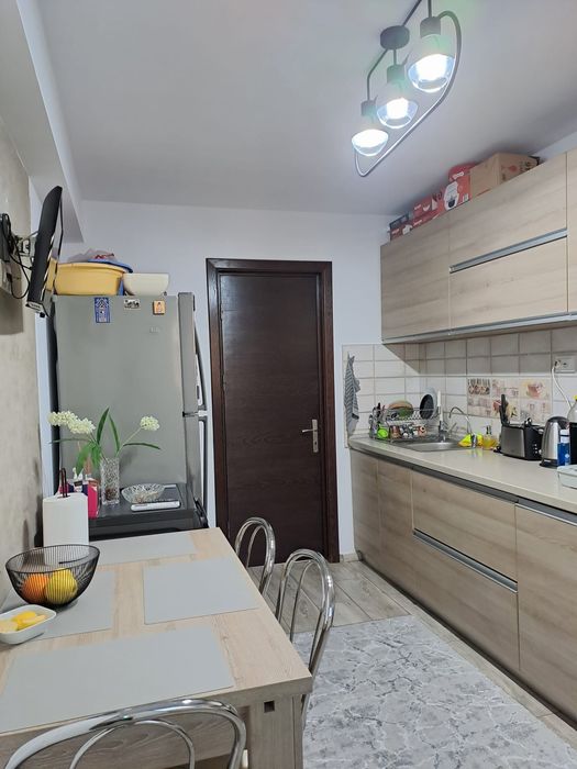 Vând / schimb apart 2 camere ,fond nou cu garsoniera tip studio+difer