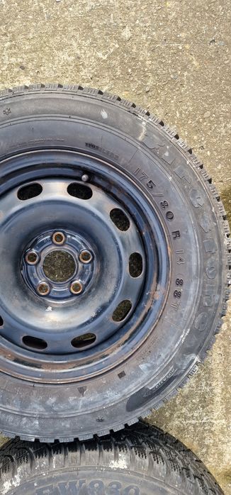 Jante R14 cuanvelope de iarnă