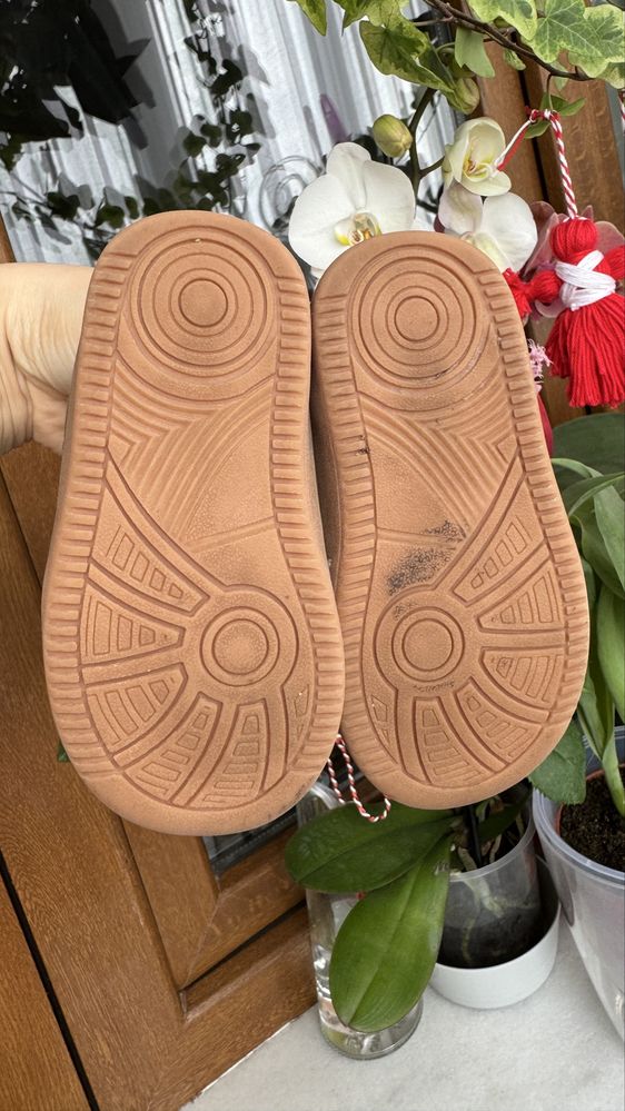 Adidasi H&M marime 20-21