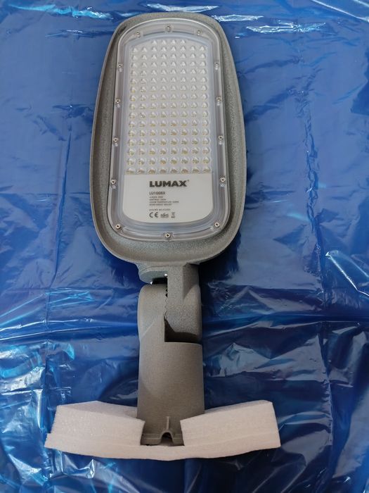 Lampa stradala 100 w proiector