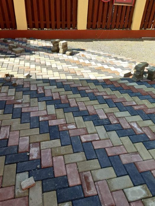 Montaj Pavaj rigole dale borduri rigole pavaj 3D gard