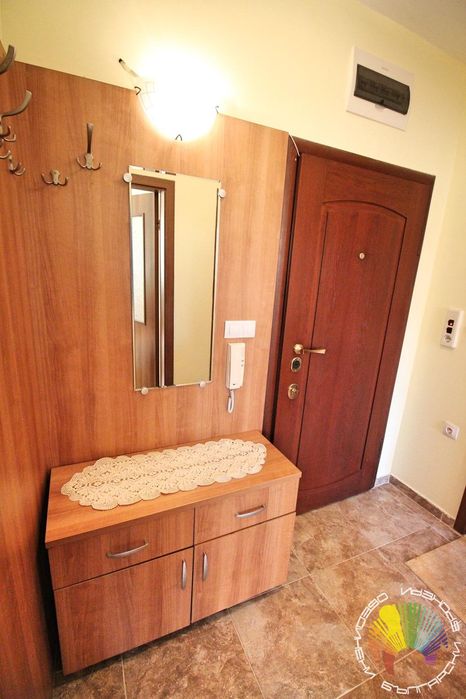 Дава се под наем Двустаен апартамент в Бургас, Център - 60 кв.м за 408 € - Снимка #5